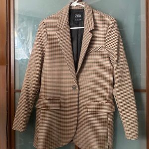 Zara plaid blazer.a must have for autumn.